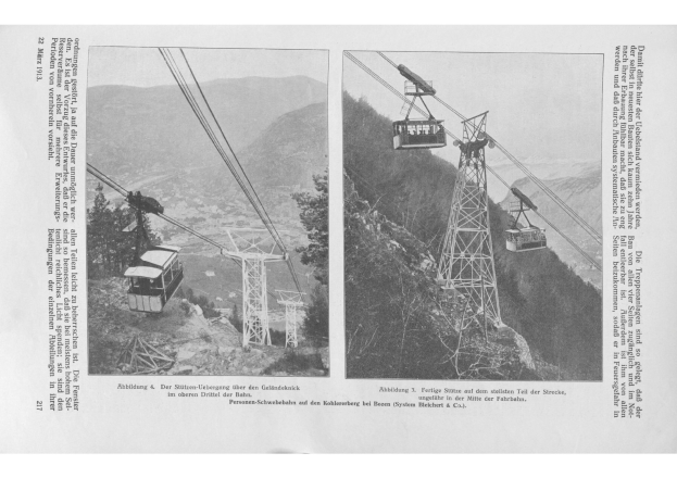 Schwarze und weiße Fotografie einer Seilbahn, die einen bewaldeten Berg hinauffährt, mit zwei zusätzlichen Seilbahnbildern und begleitendem Text.