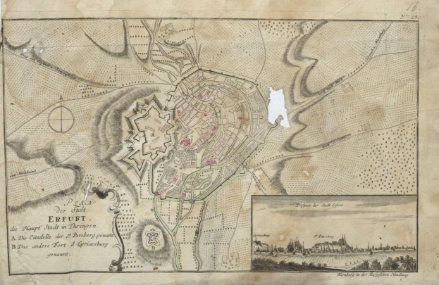 Detailierte alte Karte von Erfurt, Deutschland, die Straßen, Gebäude und Sehenswürdigkeiten zeigt, mit begleitendem Text und Illustrationen.